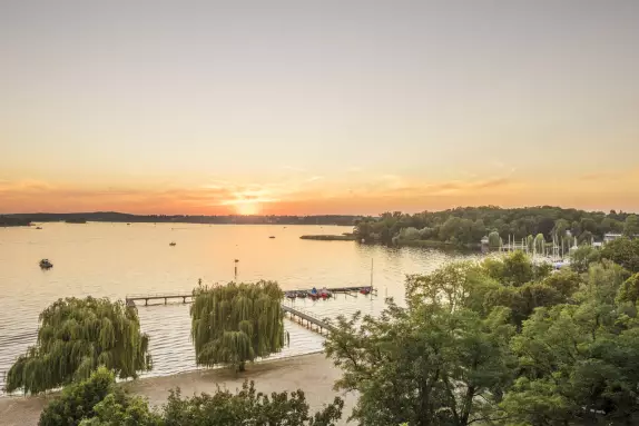 Blog BerlinMeetings, event locations at Wannsee, sunset at Wannsee