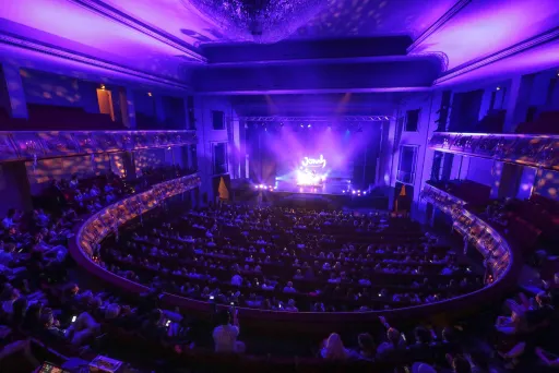 Bühnenshow zur Fashion Week