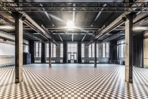 Meeting Guide Berlin Maschinenhalle I Kachelhaus ODER Die Maschinenhalle ist das Herzstück der Eventflächen auf dem Malzfabrik Areal