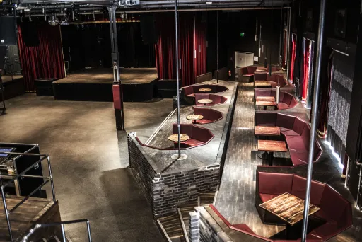 Festsaal Kreuzberg, Festsaal_Sitzecken