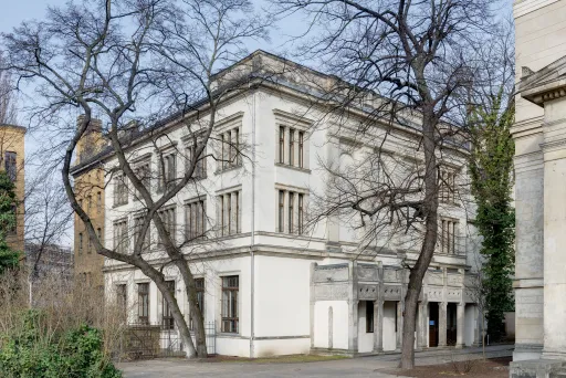 Blick auf die Eventlocation Villa Elisabeth von außen