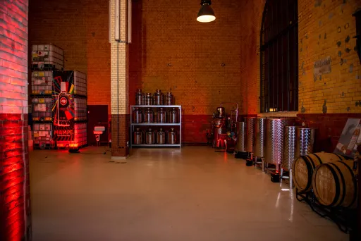 Mampes neue Heimat, Gläserne Manufaktur, Destille, Floorspots, Location