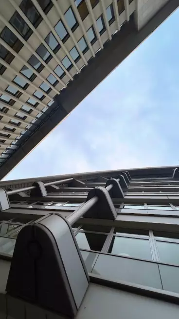 IHK BERLIN FASSADE