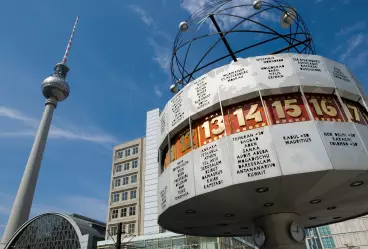 Berlin Alexanderplatz Weltzeituhr Berlin Alexanderplatz Weltzeituhr