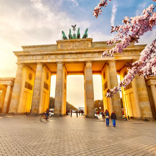 Brandenburg gate at spring