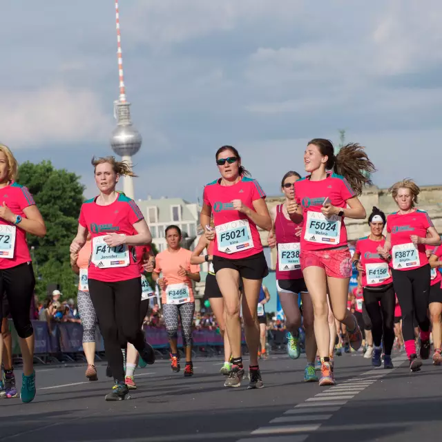 Berliner Frauenlauf - 2016 Auf der Zielgeraden