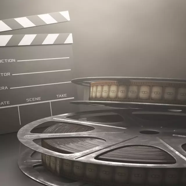Filmrolle und Regieklappe