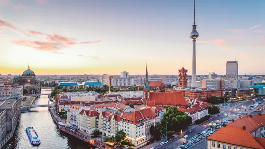 Panoramic view of the Spree with the television tower