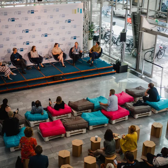 Podiumsdiskussion im Ludwig Erhard Haus