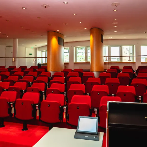 Kleiner Vortragssaal im Ludwig Erhard Haus Berlin