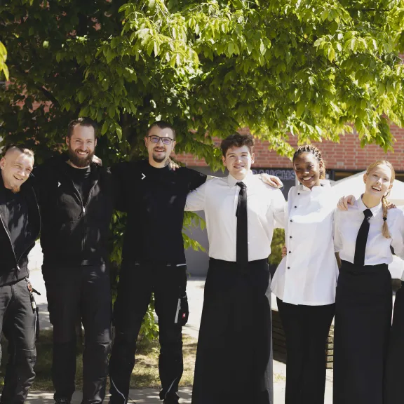 Teamfoto nach erfolgreichem Auftrag