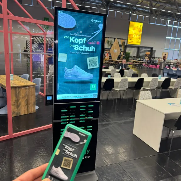 Rechargy Powerbankstation Branding