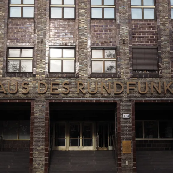 Frontalbild vom Haus des Rundfunks