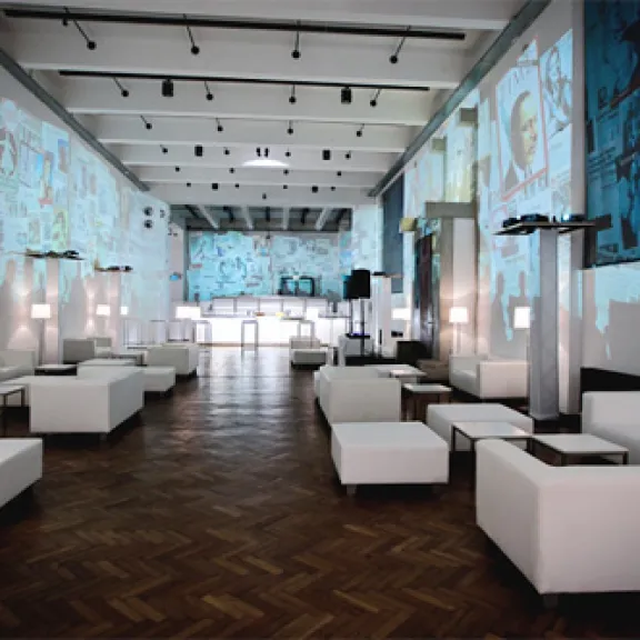 Eventausstattung, Eventwide Berlin, Loungemöbel weiß