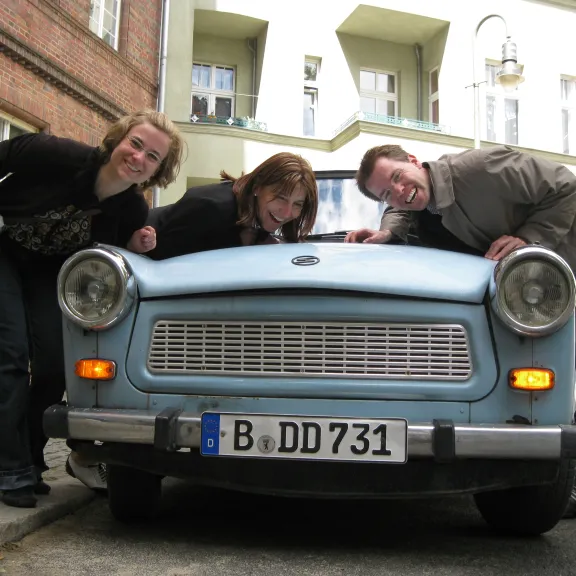timebandits, Meeting Guide Berlin, blauer Trabi, Trabi Rallye
