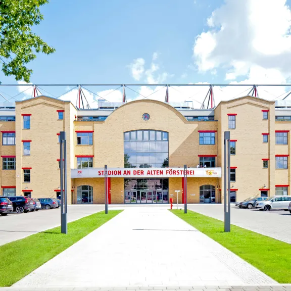 Frontansicht der Eventlocation Alte Försterei