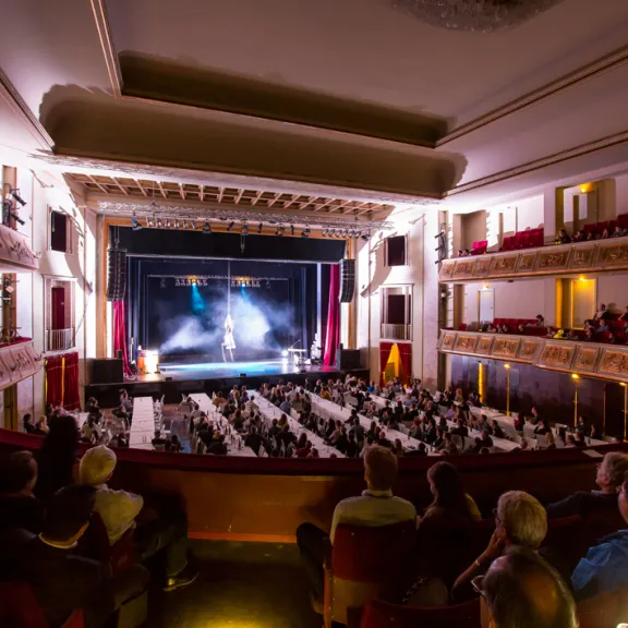 Abendprogramm eines internationalen Kongresses