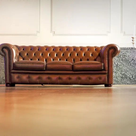 Elegante Sitzmöglichkeit im Grünen Salon der Eventlocation Meistersaal