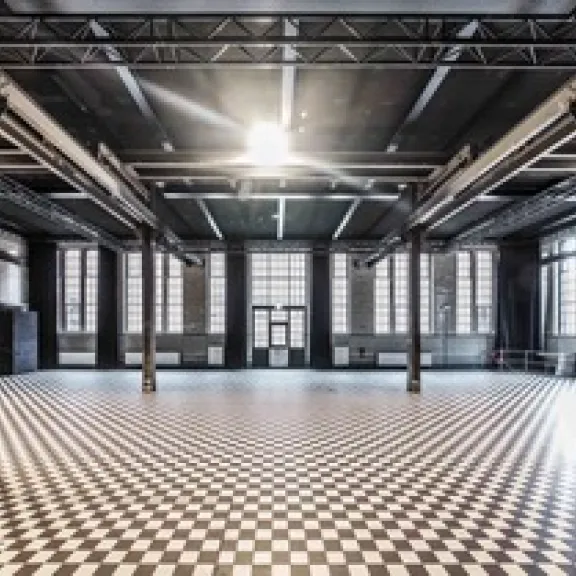 Meeting Guide Berlin Maschinenhalle I Kachelhaus ODER Die Maschinenhalle ist das Herzstück der Eventflächen auf dem Malzfabrik Areal