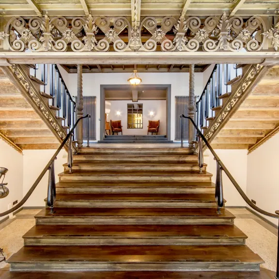 Meeting Guide Berlin Historisches Treppenhaus Haupteingang Bolle Festsäle