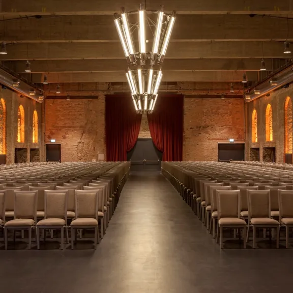 Meeting Guide Berlin Bolle Festsäle Raum "Kapelle" in Reihenbestuhlung