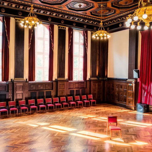 Heller Saal Nummer 4 der Eventlocation Meistersaal 