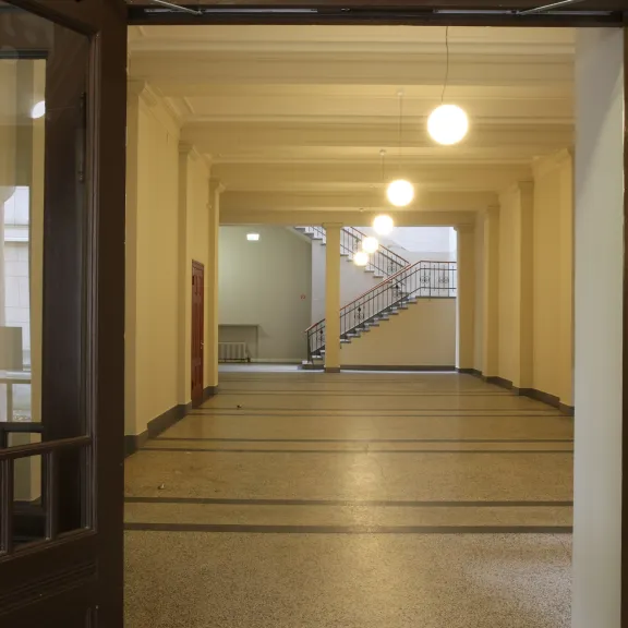 Blick in das Foyer der Veranstaltungslocation Villa Elisabeth