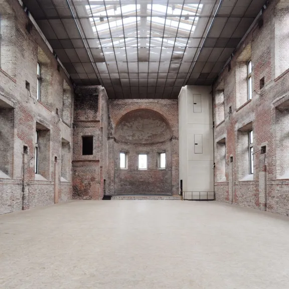 St. Elisabeth Kirchsaal von innen