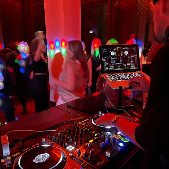 Abendveranstaltung mit DJ im Panoramapunkt