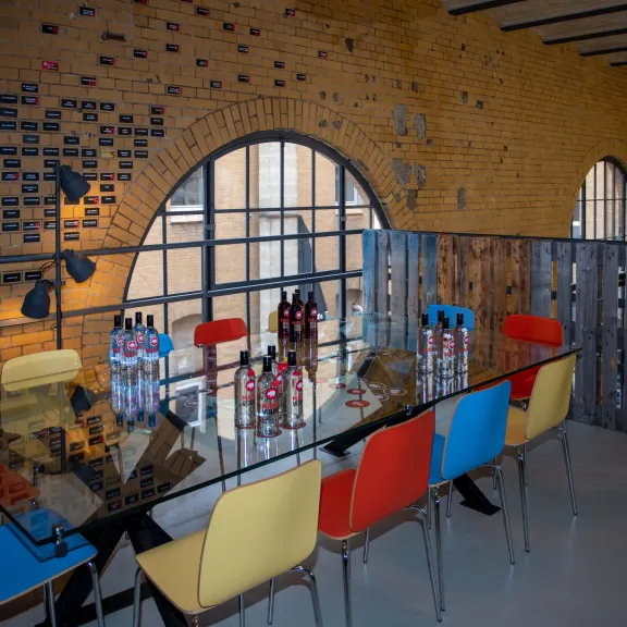 Meeting Guide Berlin, MAMPE Manufaktur, "MAMPE ÄRGER DICH NICHT"