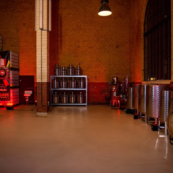 Meeting Guide Berlin, Mampes neue Heimat, Gläserne Manufaktur, Destille, Floorspots, Location