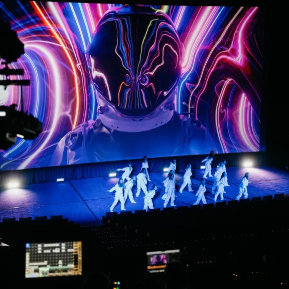 Tanzvorführung im Kino