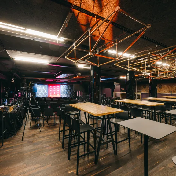 Club im Untergeschoss des Cafe Moskau