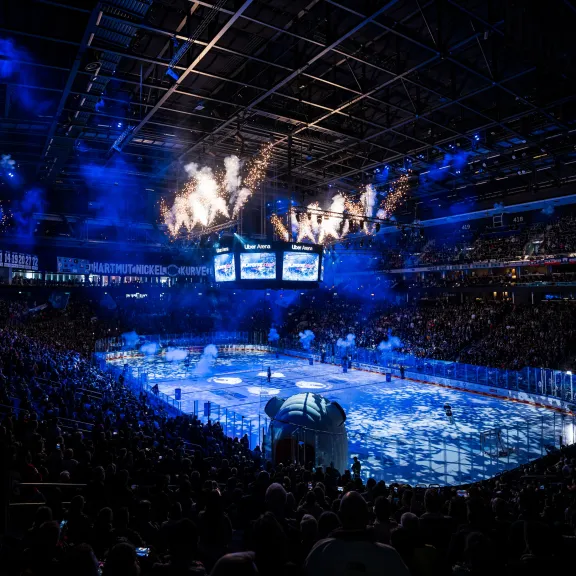 Eisbären Berlin Heimspielstätte