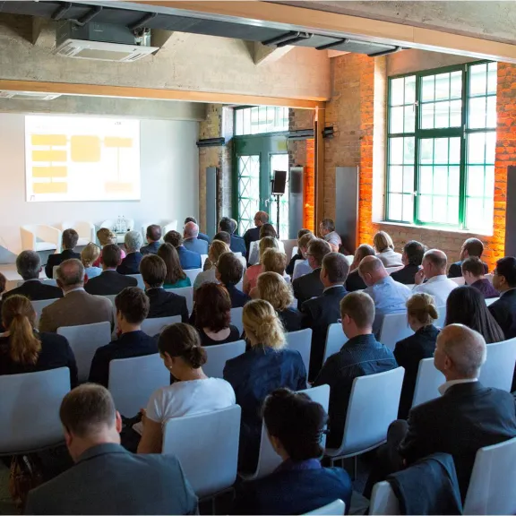 Workshopraum Reihenbestuhlung