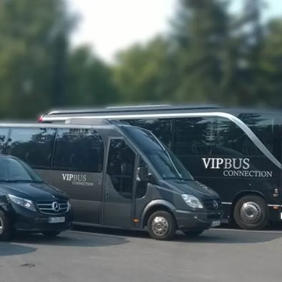 VIP Bus Conncection