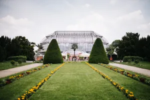 Der Botanische Garten Berlin in Berlin-Lichterfelde ist mit einer Fläche von über 43 Hektar und etwa 20.000 verschiedenen Pf…