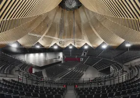 TEST Das Tempodrom ist eine beliebte und architektonisch einzigartige Konzert- und Eventlocation im Herzen Berlins, welche bis zu…