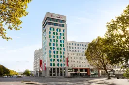 Außenansicht des Vienna House by Wyndham Andel’s Berlin in Berlin-Friedrichshain