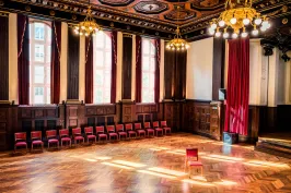 Heller Saal Nummer 4 der Eventlocation Meistersaal 