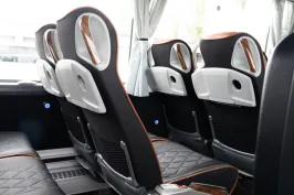 Sitze eines BVB.net Reisebusses