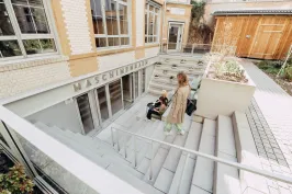 Haupteingang Außenansicht