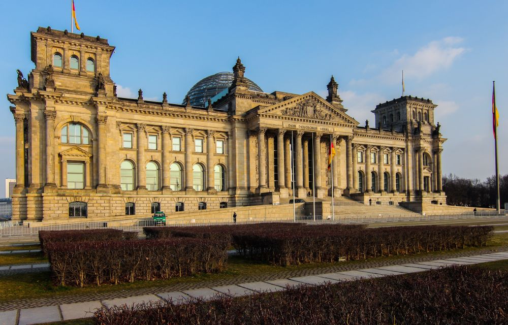 Blick auf das Berliner Bundestagsgebäude