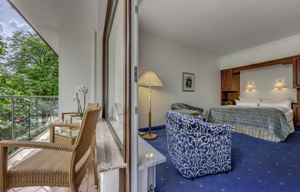 Hotel Villa Kastania Zimmer der Standard Kategorie mit Balkon