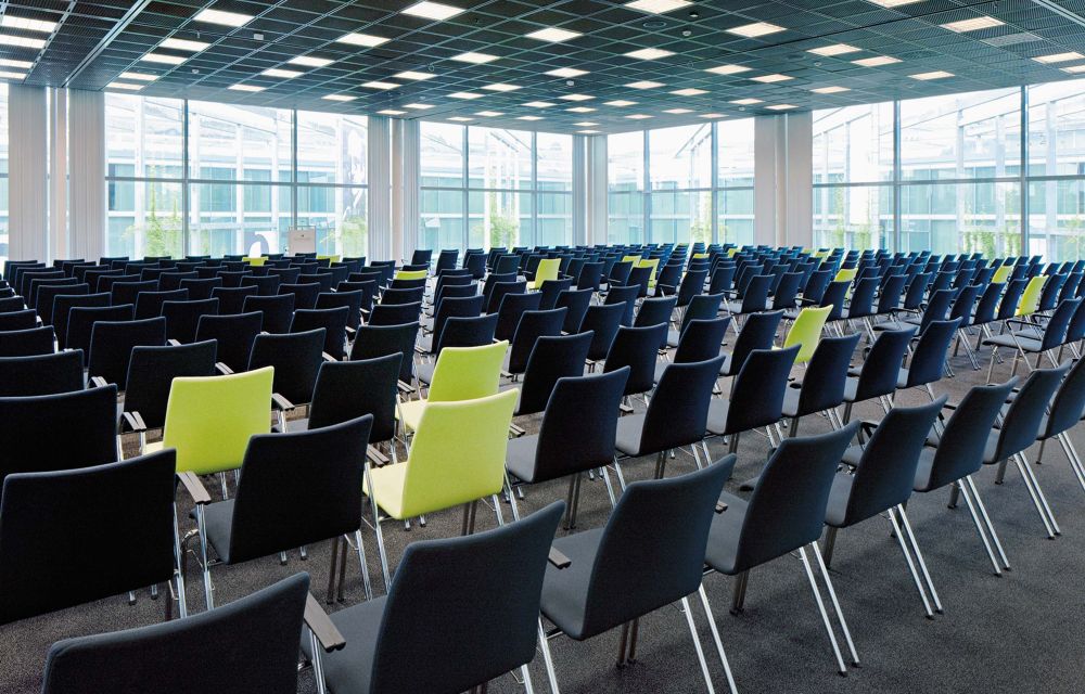 conference hall 700 pax