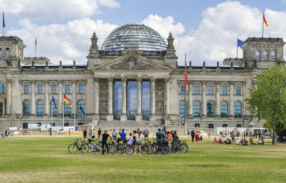 Fahrrad Gruppe Highlights Radtour am Reichstag Berlin