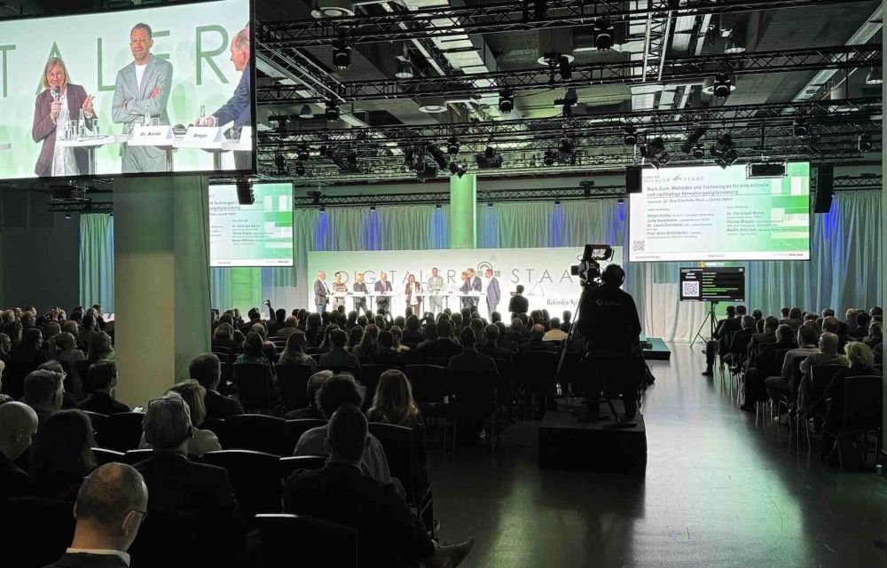 Event with screens with livetranslation