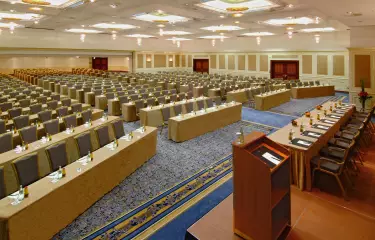 Meeting Room Bordeaux - Classroom Style