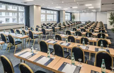 conference room Babelsberg+Fox+Paramount Hollywood Media Hotel
