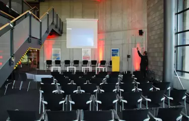 Meeting Guide Berlin Deutsches Technikmuseum Reihenbestuhlung im Kommunikaionsraum